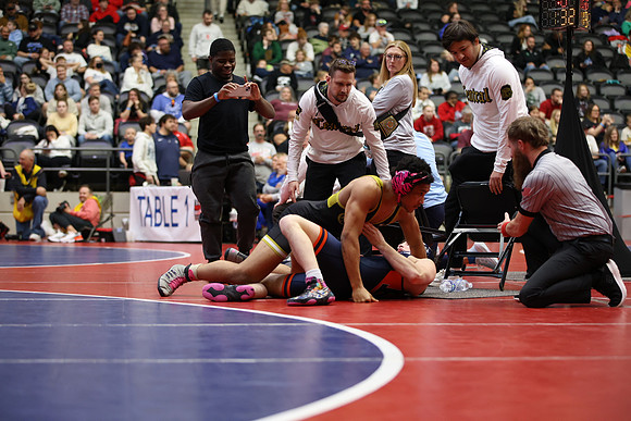 9Y6A4942